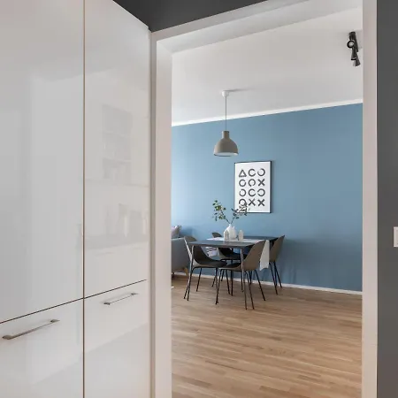 Limehome Nikolaus-leis-strasse מלון דירות