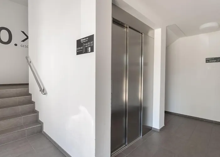 Limehome Nikolaus-leis-strasse Apart Otel