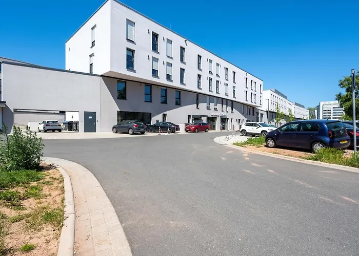 Limehome Nikolaus-leis-strasse